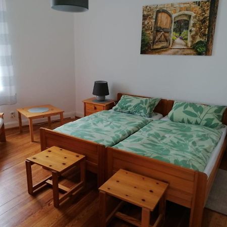Mosel-Ferienwohnung Bewo Бернкастель-Кюс Экстерьер фото