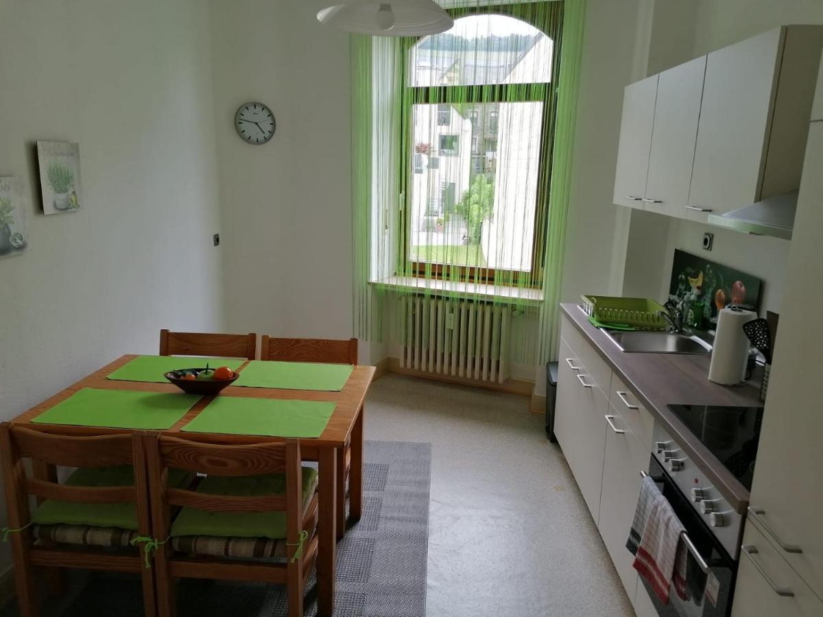 Mosel-Ferienwohnung Bewo Бернкастель-Кюс Экстерьер фото